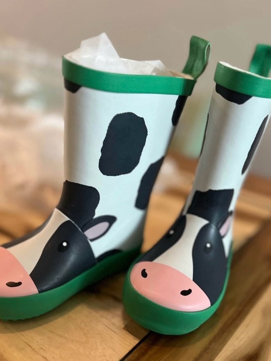 Baby Boden Cow Rain Boots Size 22+